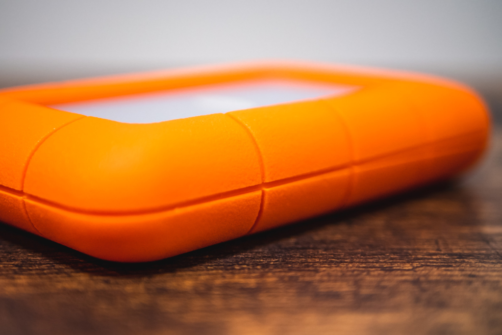 LaCie Rugged HDD ポータブルハードディスクのゴムバンパー